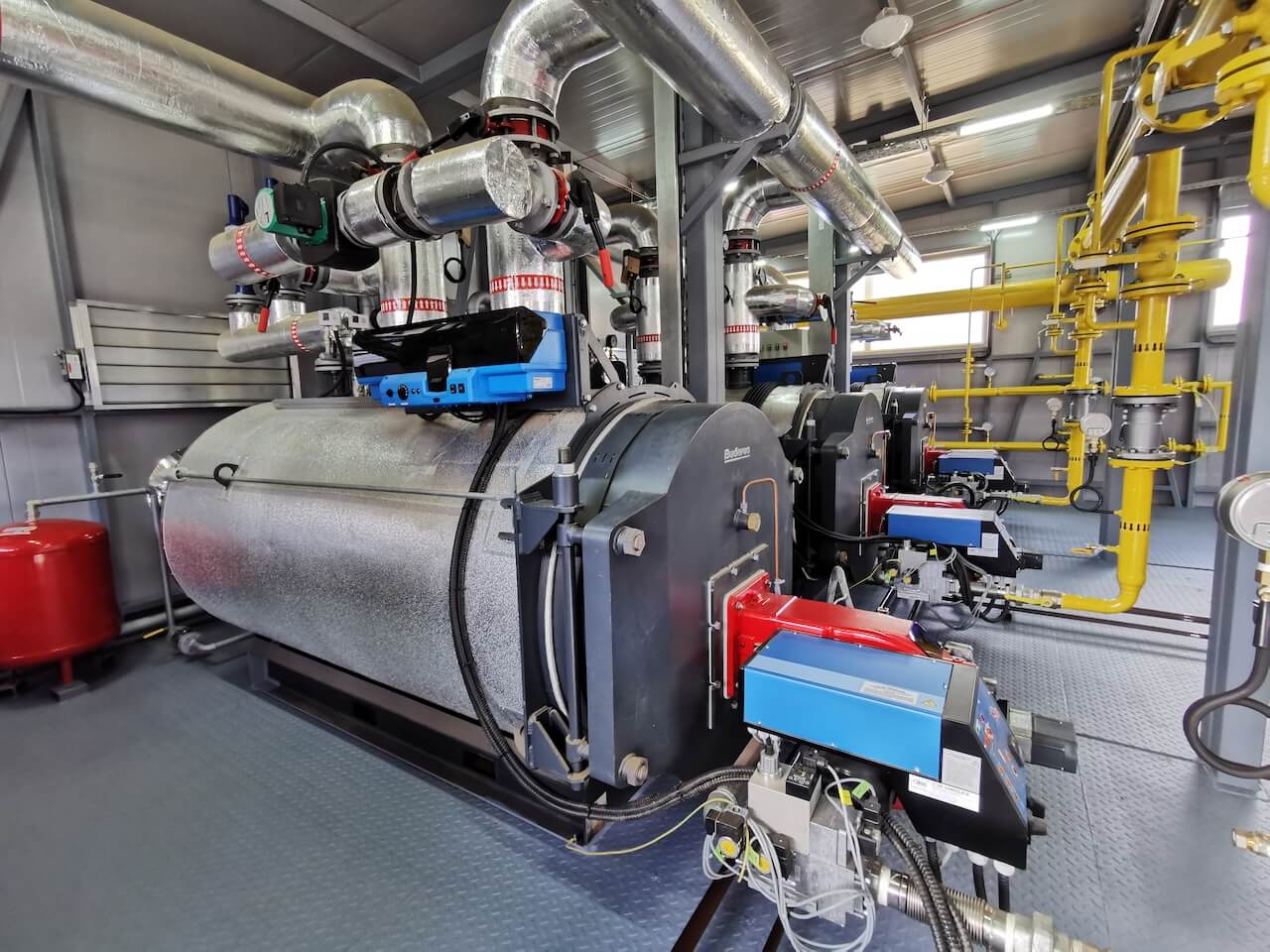 Водогрейная котельная для поликлиники УФСБ России по Сах.области